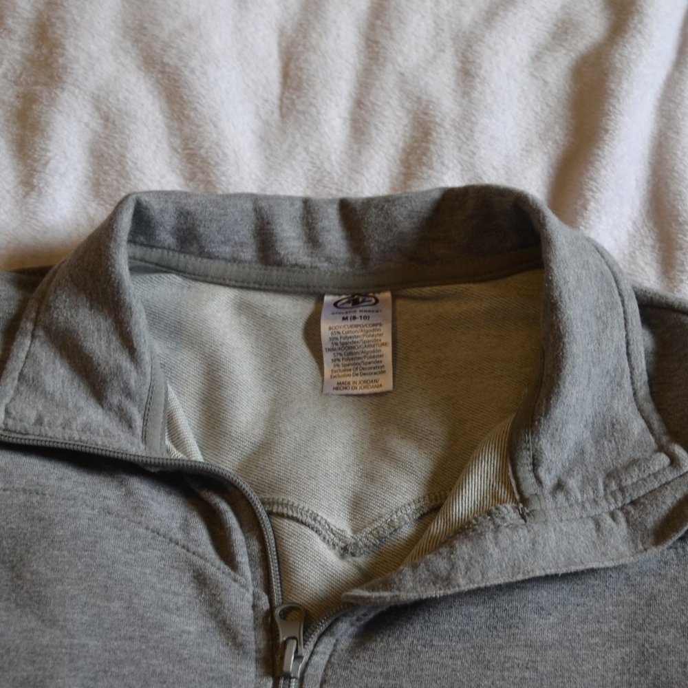 Gray Jacket - Picture 4 of 4